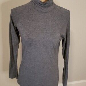 NWOT Tart gray  lightweight turtleneck XS ..
